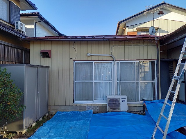 葺き替え工事前の養生